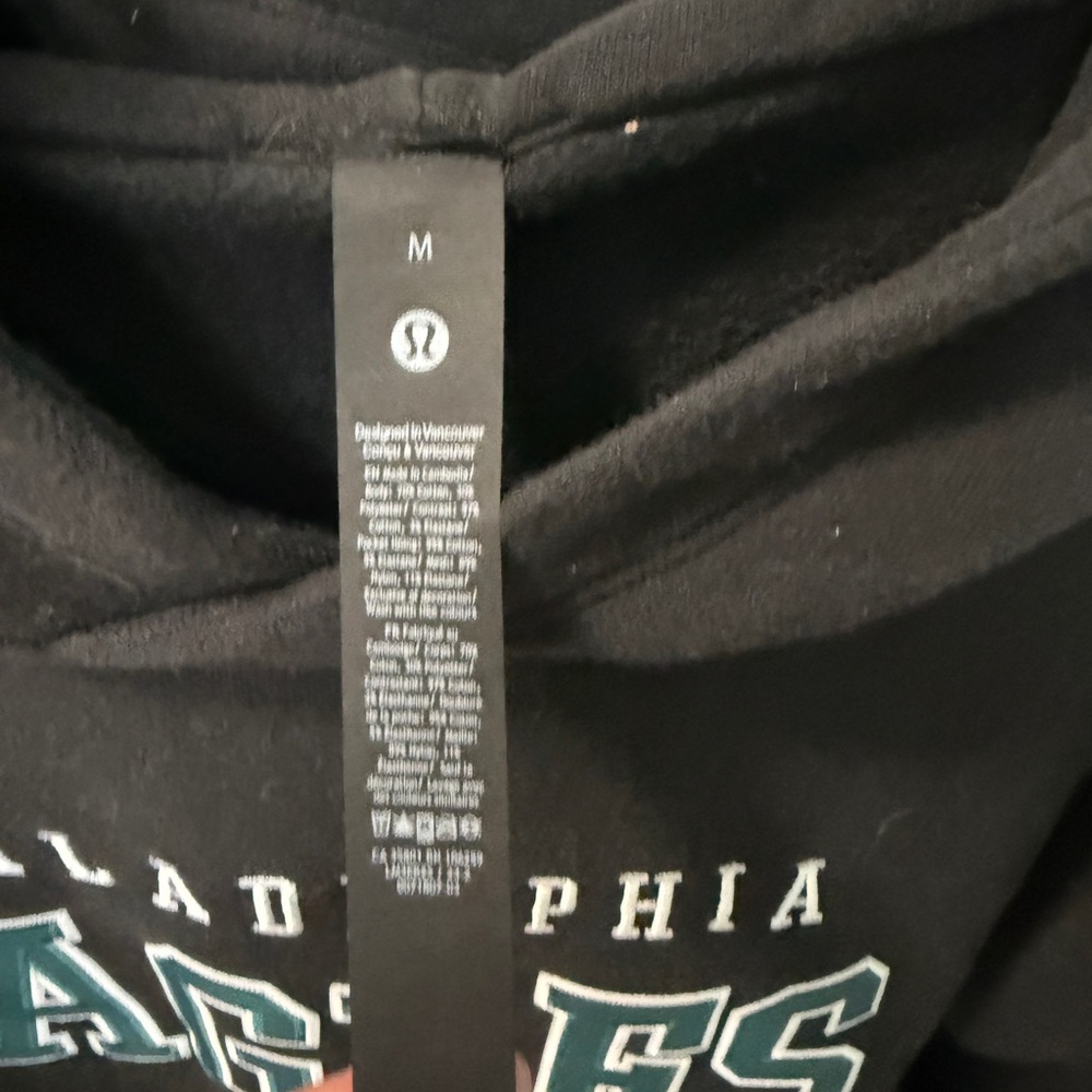 Men’s lululemon Philadelphia Eagles nfl Black Hoodie size M - Picture 3 of 3